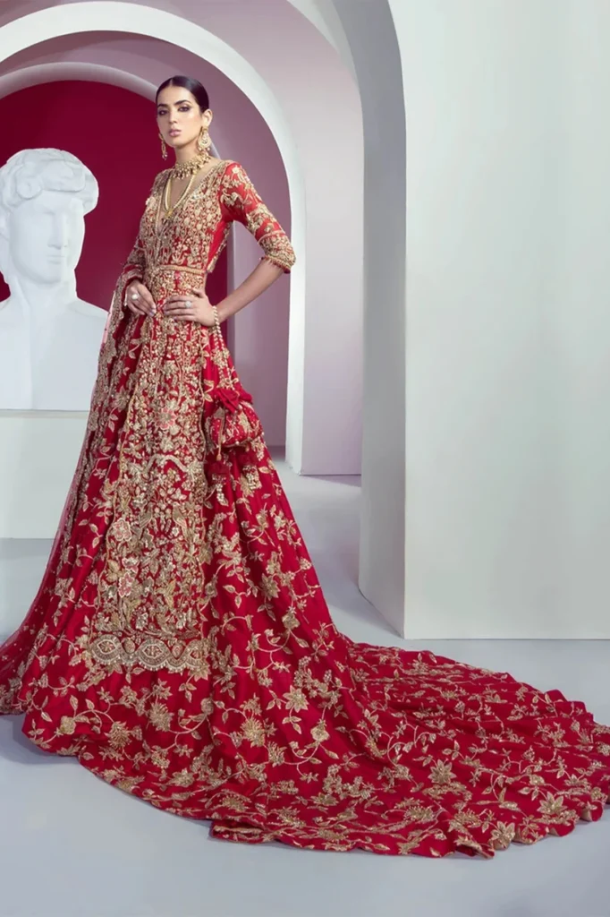 Exquisite Red Farshi Open Bridal Gown